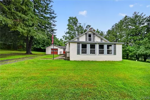 6830 Frank Long Rd, Jamesville, NY 13078