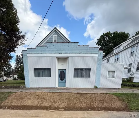 748 W Dominick St, Rome, NY 13440
