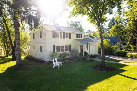 20 Arlington Rd, Utica, NY 13501