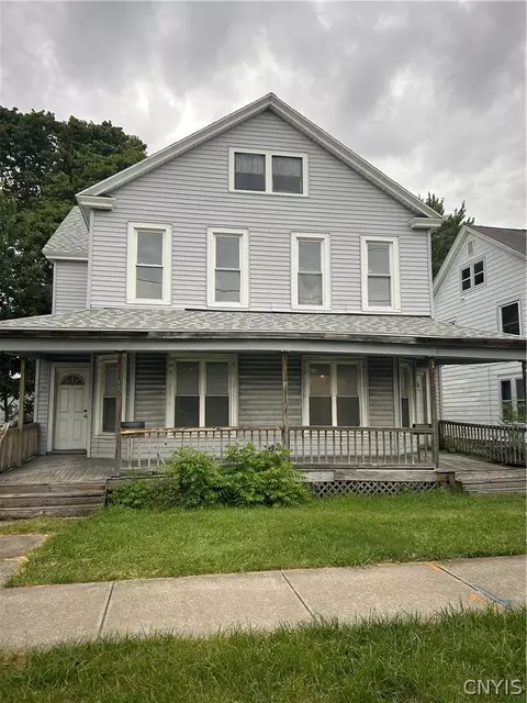 122-24 N Midler Ave, Syracuse, NY 13206