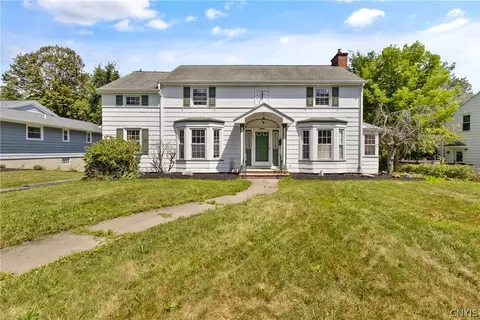 105 Bradford Pkwy, Syracuse, NY 13224