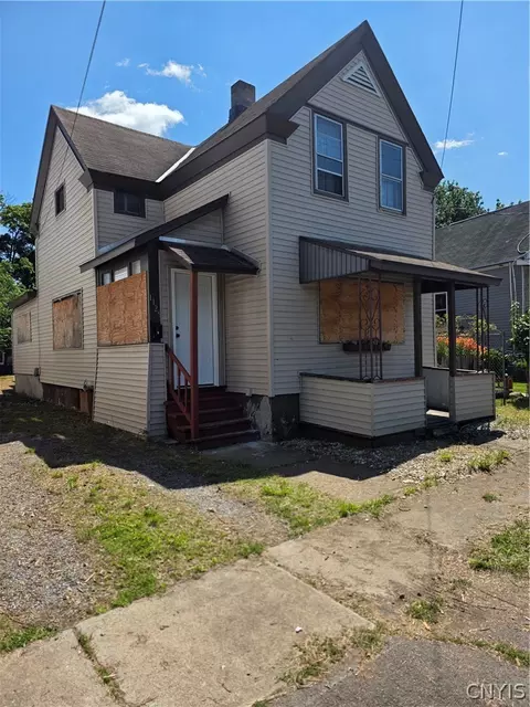 1125 Mc Quade, Utica, NY 13501