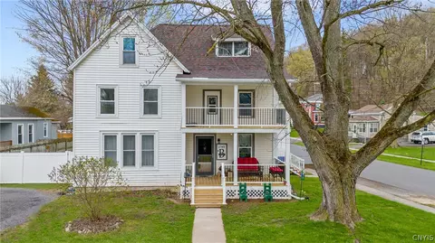 2765 E Brutus St, Brutus, NY 13166