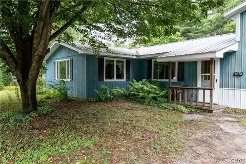 6050 Lorraine Rd, Forestport, NY 13338