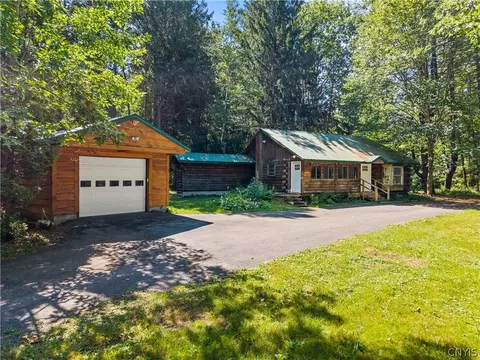 36 Harper Rd, West Monroe, NY 13167