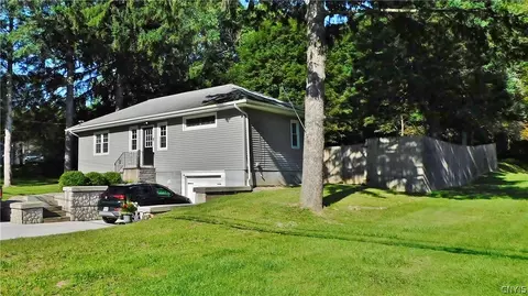 4594 Pompey Center Rd, Manlius, NY 13104