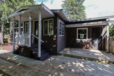 Exterior - 8243 Sixty Rd, Lysander, NY 13027 photo 5 of 14