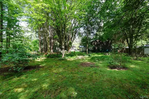 Exterior - 8243 Sixty Rd, Lysander, NY 13027 photo 13 of 14