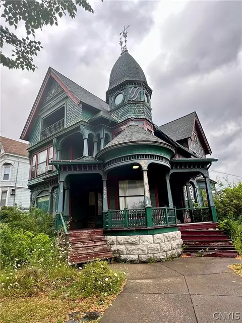 500 N Mcbride St, Syracuse, NY 13203