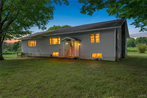 254 Center Rd, Lacona, NY 13083
