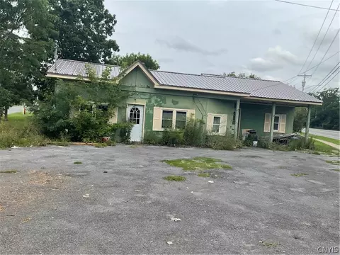 618 Main St, Watertown, NY 13601