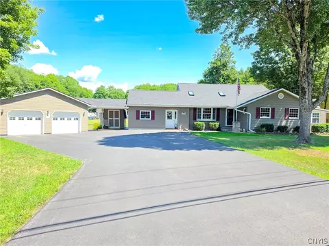 8520 State Route 13, Vienna, NY 13308