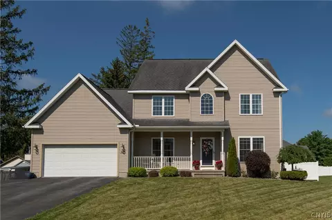 305 Tumbleweed Dr, Deerfield, NY 13502