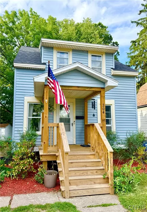 204 W Roswell Ave, Onondaga, NY 13120