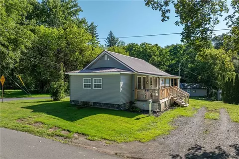 315 N 8th St, Fulton, NY 13069