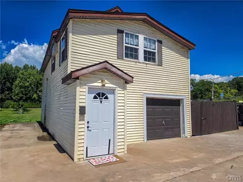 Exterior - 6266 Lakeshore Rd S, Canastota, NY 13032 photo 12 of 12
