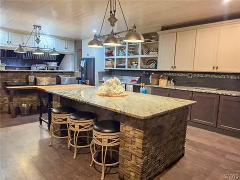 Kitchen - 6266 Lakeshore Rd S, Canastota, NY 13032 photo 1 of 9