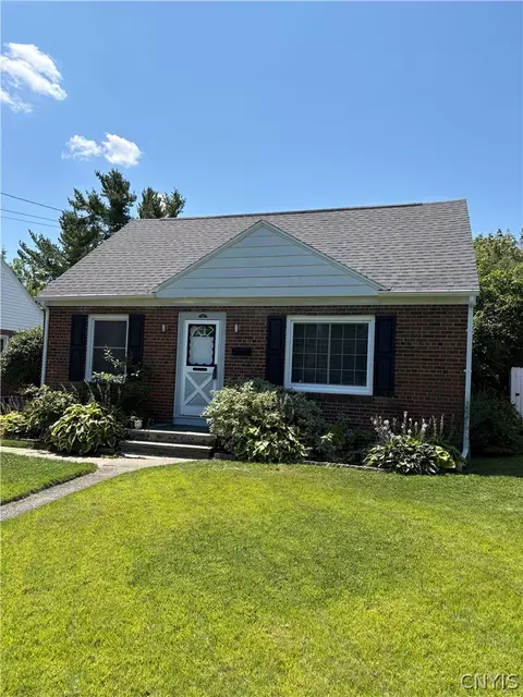 233 Russell Ave, Salina, NY 13088