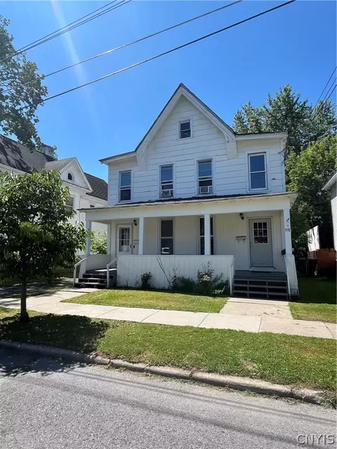 718 Cadwell St, Watertown, NY 13601
