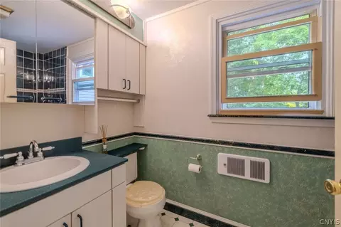 Bath - 125 Jay St, Sullivan, NY 13037 photo 2 of 2