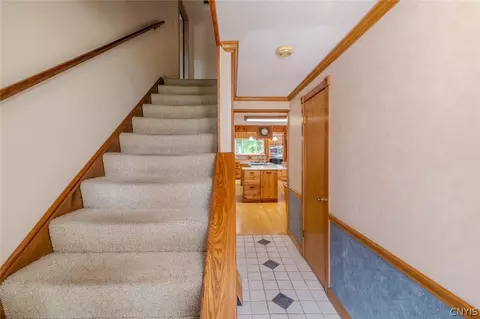 Entry Way - 125 Jay St, Sullivan, NY 13037 photo 1 of 2