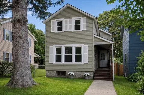 68 Frances St, Auburn, NY 13021