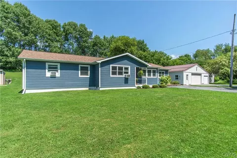 632 Hillcrest Ave, Watertown, NY 13601
