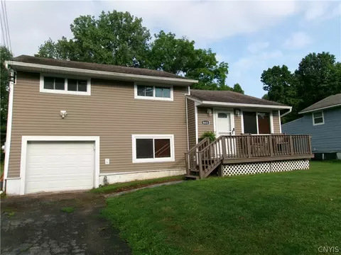 8411 Dawn Dr, Rome, NY 13440
