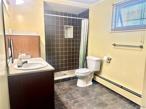 Bath - 104 E Smith St, Herkimer, NY 13350 photo 1 of 7