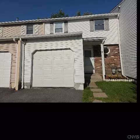 8011 Marlin Dr #B, Clay, NY 13041
