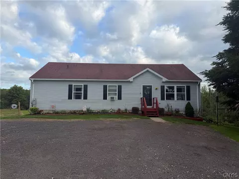 417 State Route 104a, Oswego, NY 13074
