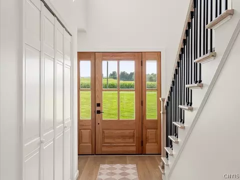 Entry Way - 1391 Middle Rd, Oneida, NY 13421 photo 1 of 8