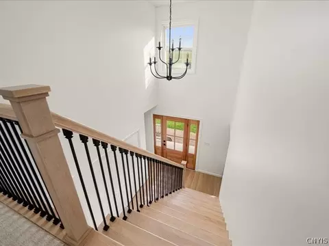 Entry Way - 1391 Middle Rd, Oneida, NY 13421 photo 5 of 8