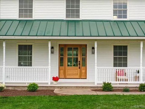 Exterior - 1391 Middle Rd, Oneida, NY 13421 photo 3 of 6