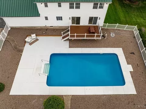 Exterior - 1391 Middle Rd, Oneida, NY 13421 photo 6 of 6