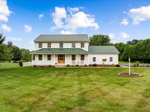 Exterior - 1391 Middle Rd, Oneida, NY 13421 photo 2 of 6