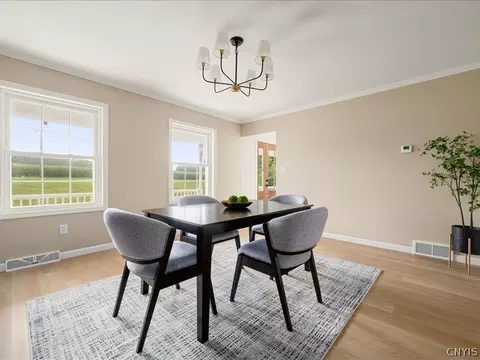 Dining - 1391 Middle Rd, Oneida, NY 13421 photo 4 of 5