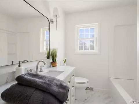 Bath - 1391 Middle Rd, Oneida, NY 13421 photo 5 of 6