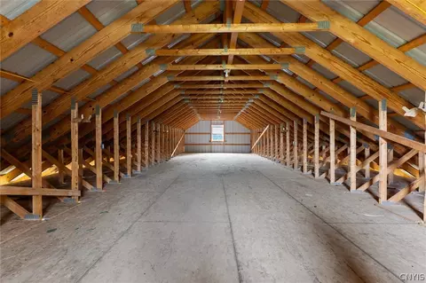 Entry Way - 700 Kibby Rd, Lysander, NY 13027 photo 4 of 4