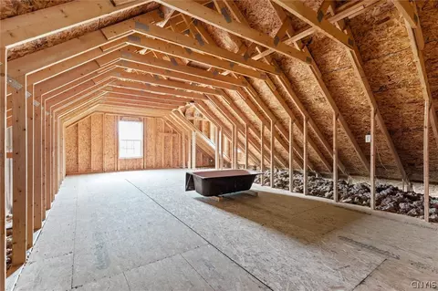 Entry Way - 700 Kibby Rd, Lysander, NY 13027 photo 3 of 4