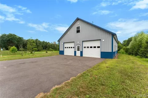 Exterior - 700 Kibby Rd, Lysander, NY 13027 photo 7 of 8
