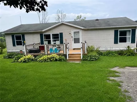 3453 Mcgraw Marathon Rd, Solon, NY 13101