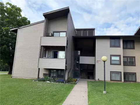 530 Village Blvd N, Van Buren, NY 13027