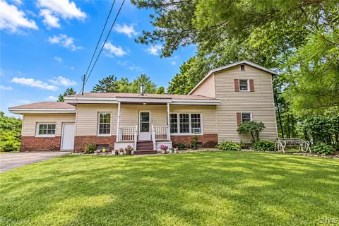 197 Gates Rd, Frankfort, NY 13340