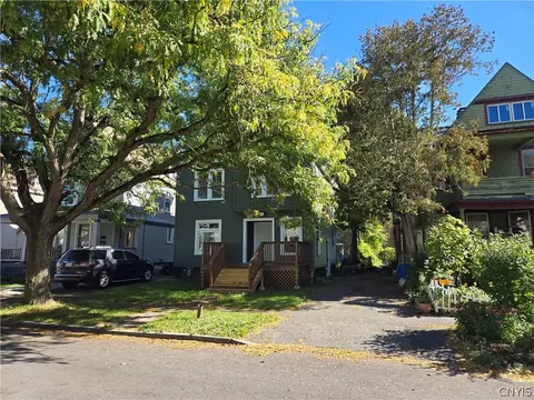 147 Coolidge Ave, Syracuse, NY 13204