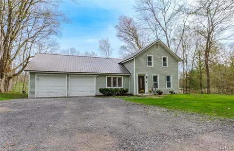 9465 Coates Rd, Trenton, NY 13354