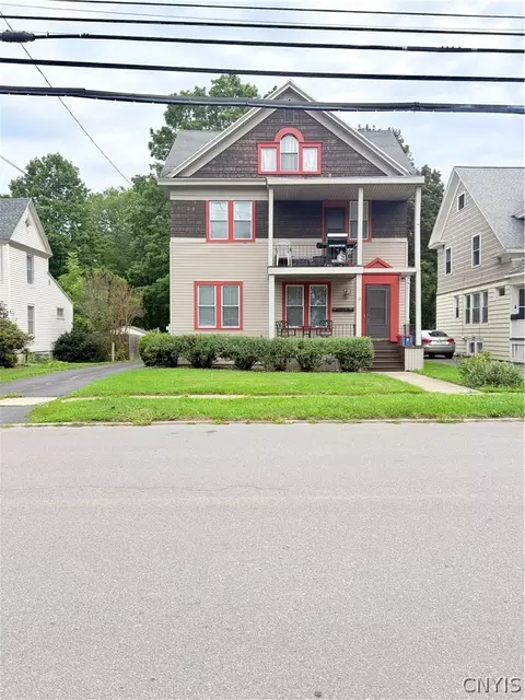 29 Higby Rd, Utica, NY 13501