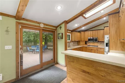 Kitchen - 5006 Woodside Rd, Fayetteville, NY 13066 photo 1 of 4