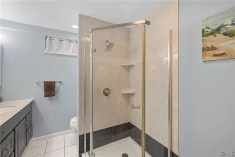 Bath - 5006 Woodside Rd, Fayetteville, NY 13066 photo 4 of 4