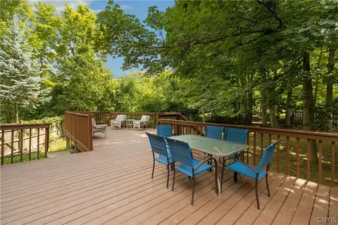 Exterior - 5006 Woodside Rd, Fayetteville, NY 13066 photo 6 of 8
